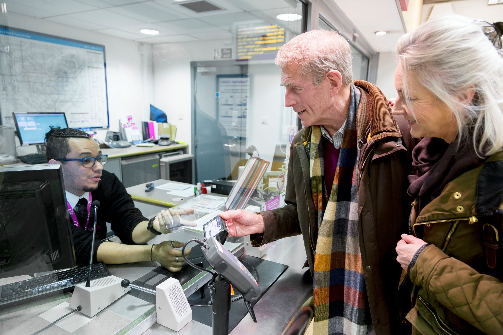  66cf3d7146904 66cf3d71469051924 City Of London Fenchurch Street London London Fenchurch Street (station) People Seniors Station Ticket Office.jpg