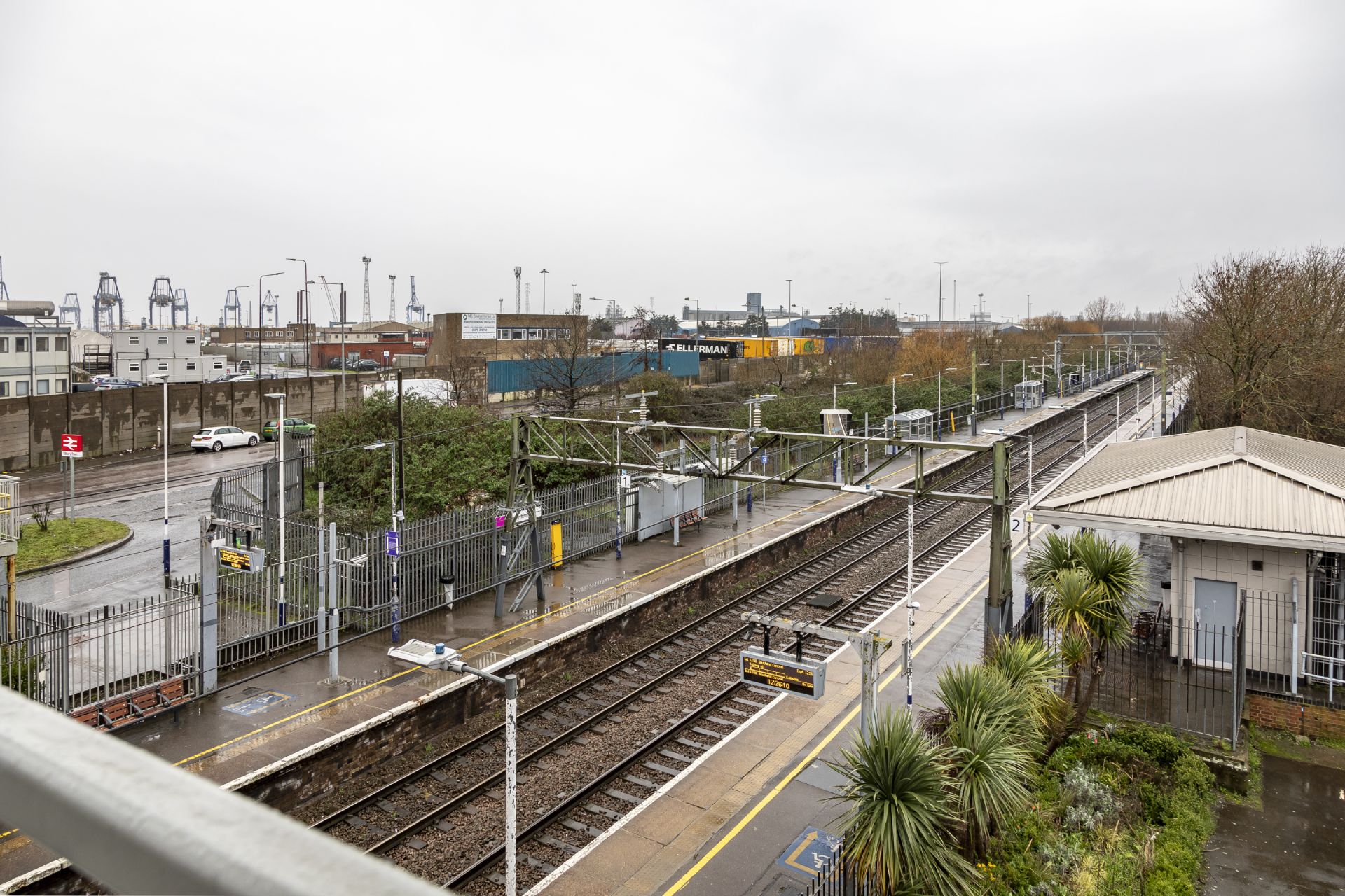  66cf41794df01 66cf41794df03384 Created 2024 03 12 Essex Station Tilbury Tilbury Town Tilbury Town (station).jpg