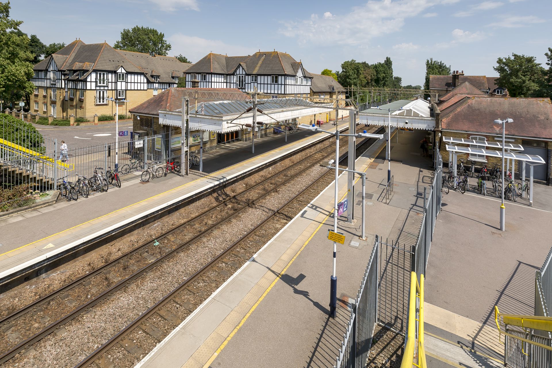  66cf42a46a55e 66cf42a46a55f1140 Essex Southend On Sea Station Thorpe Bay Thorpe Bay (station).jpg